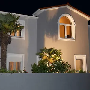  Ferienhaus Petar Pan